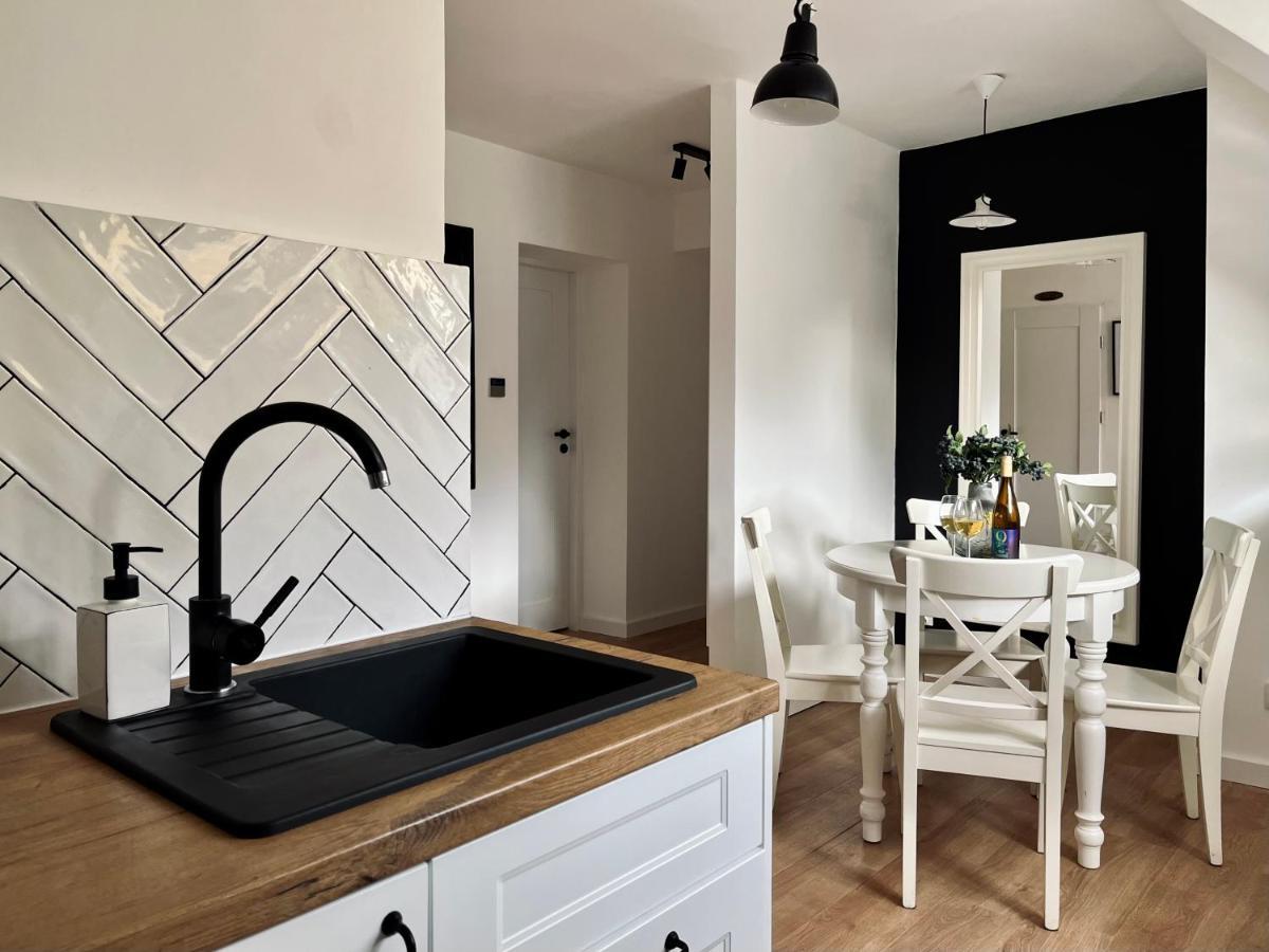 Apartament Dana Browna يلينيا غورا المظهر الخارجي الصورة